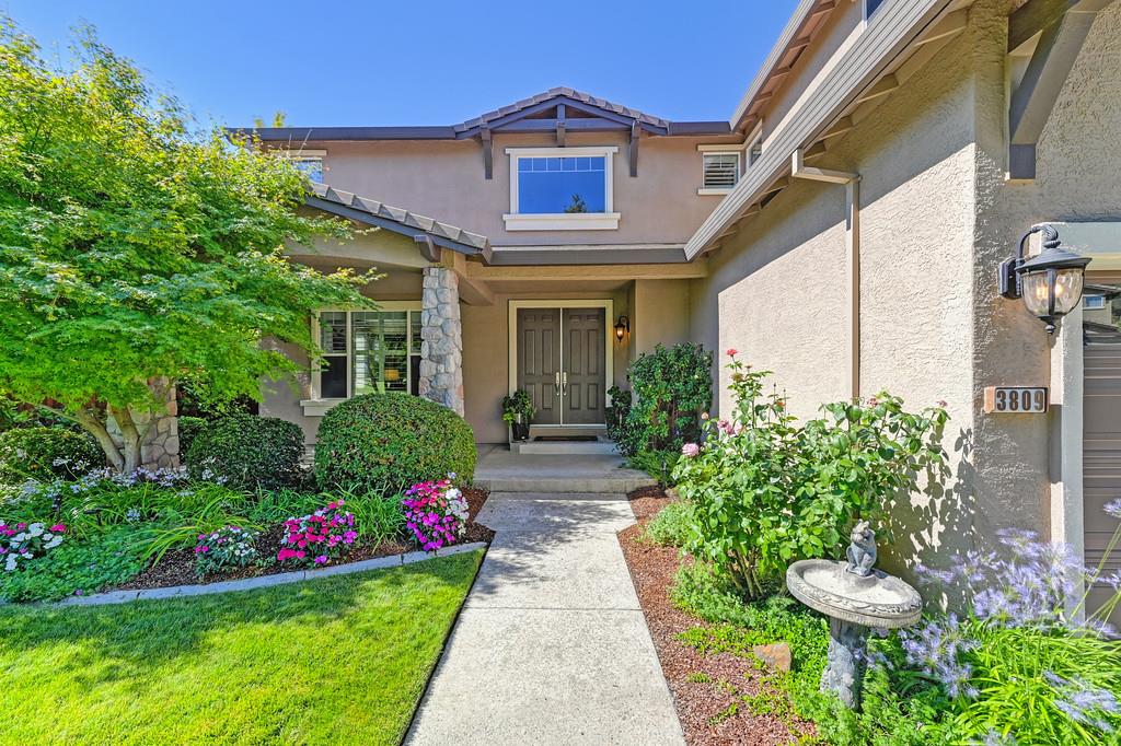 Detail Gallery Image 8 of 69 For 3809 Heather Ct, Rocklin,  CA 95765 - 4 Beds | 3 Baths
