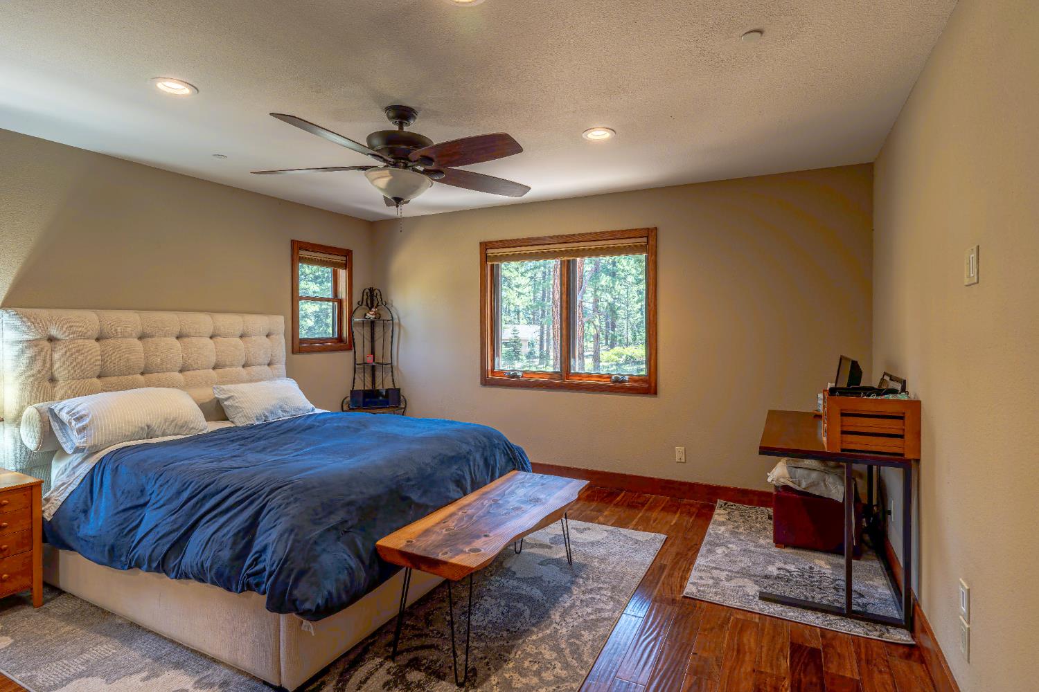 Detail Gallery Image 29 of 47 For 10854 Royal Crest Dr, Truckee,  CA 96161 - 2 Beds | 1/1 Baths