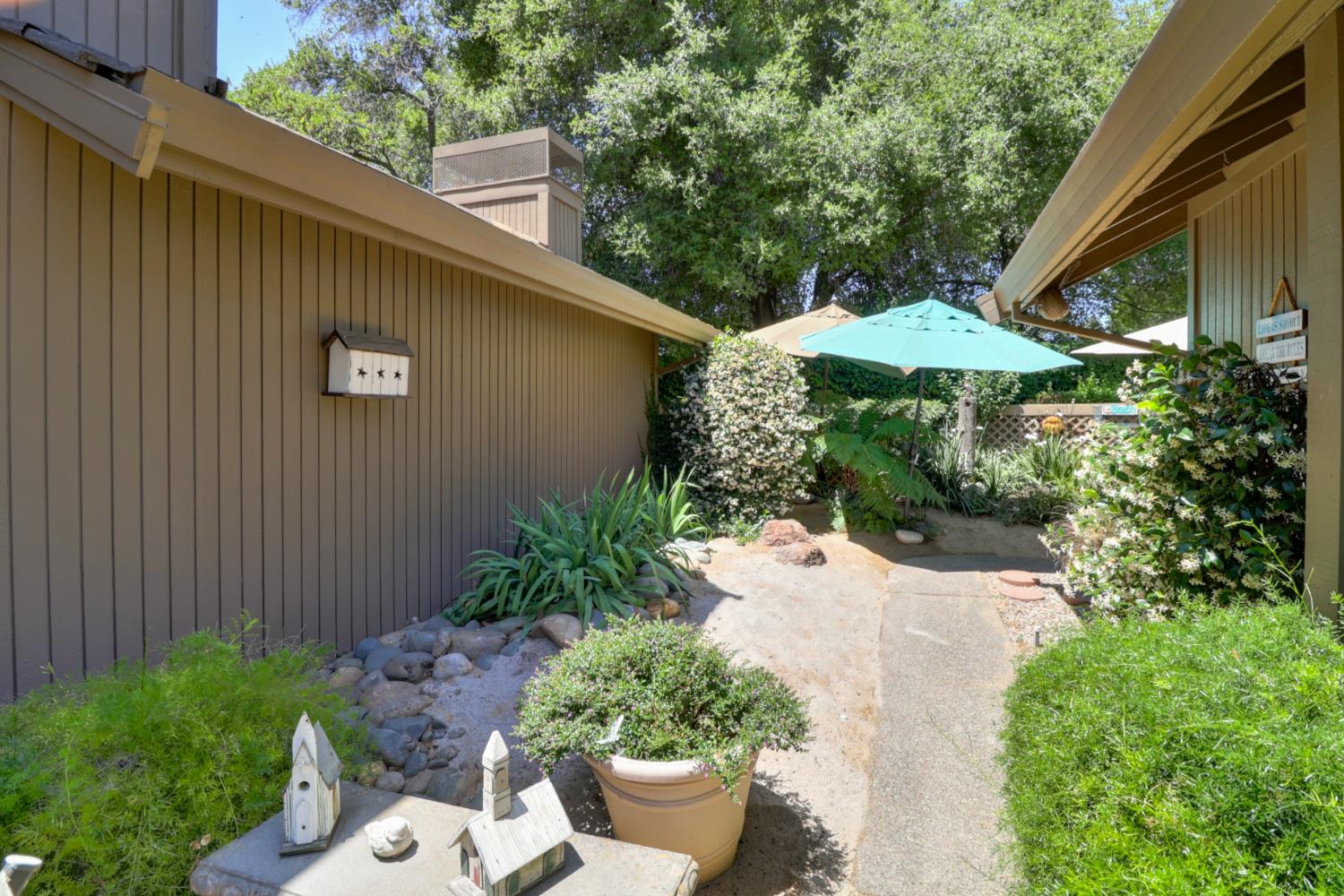 Detail Gallery Image 49 of 99 For 1911 Discovery Village Ln, Gold River,  CA 95670 - 2 Beds | 2 Baths