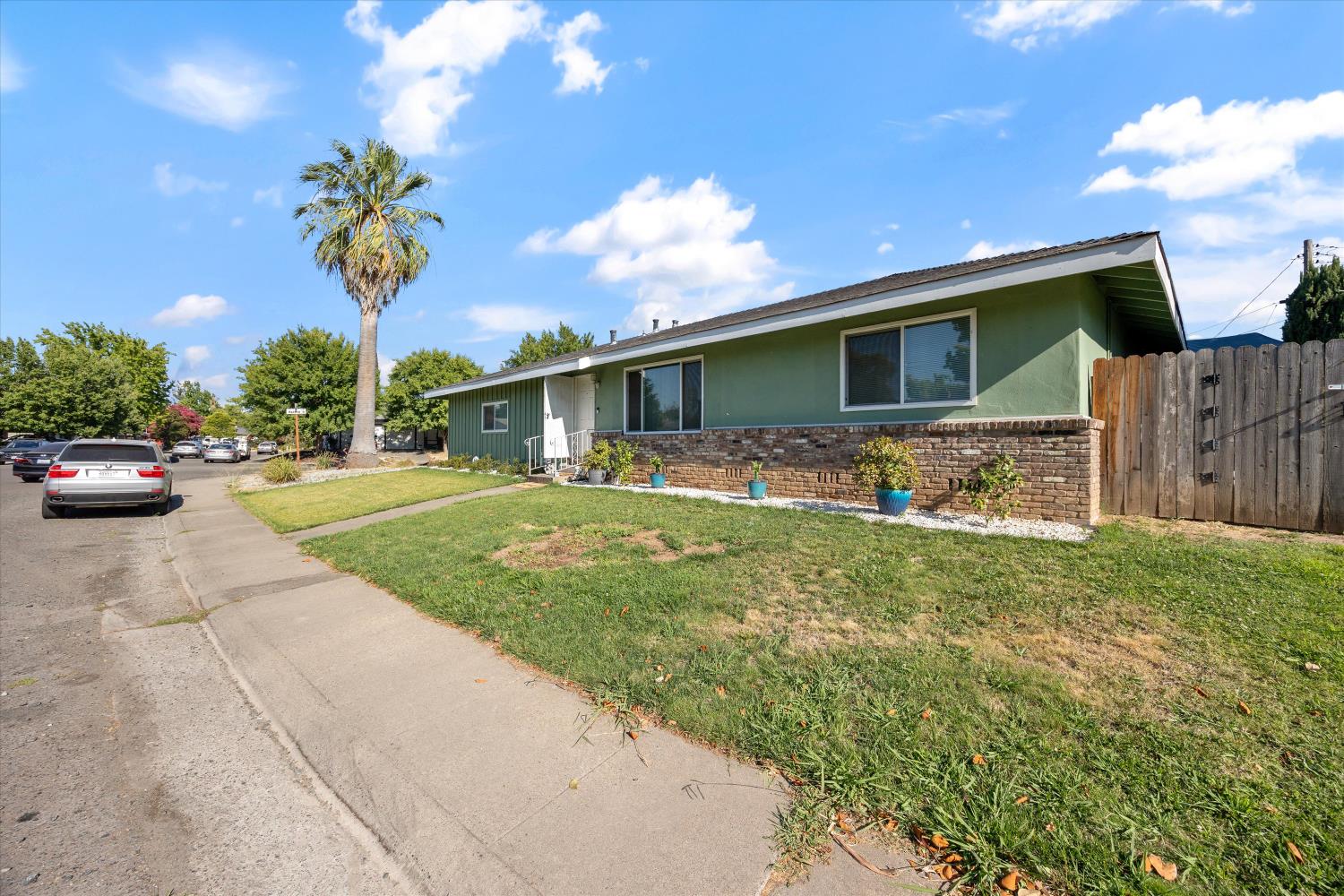 Detail Gallery Image 27 of 39 For 2326 Ramon Dr, Sacramento,  CA 95825 - – Beds | – Baths