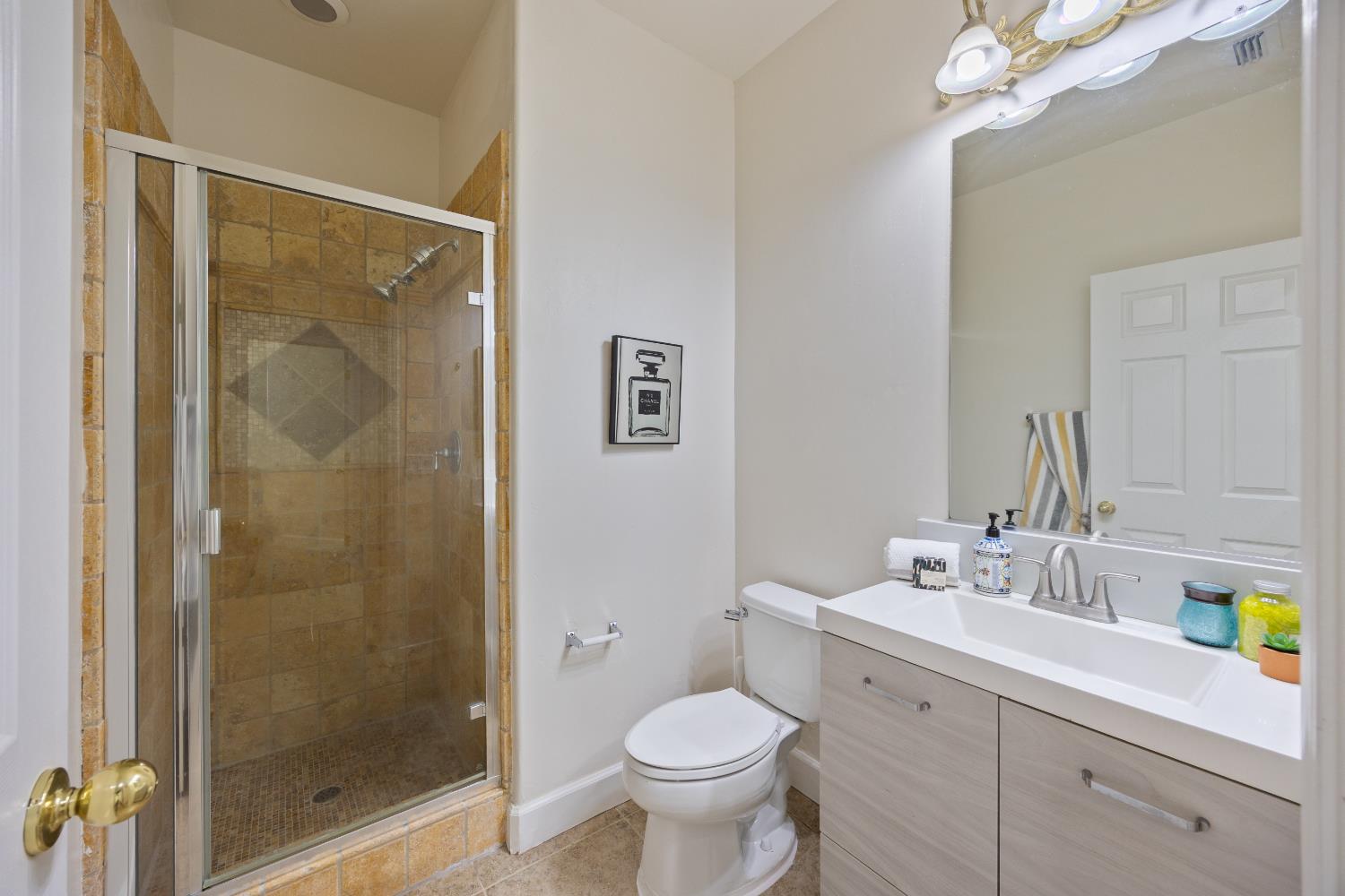Detail Gallery Image 30 of 78 For 6904 Rio Tejo Way, Elk Grove,  CA 95757 - 5 Beds | 3 Baths