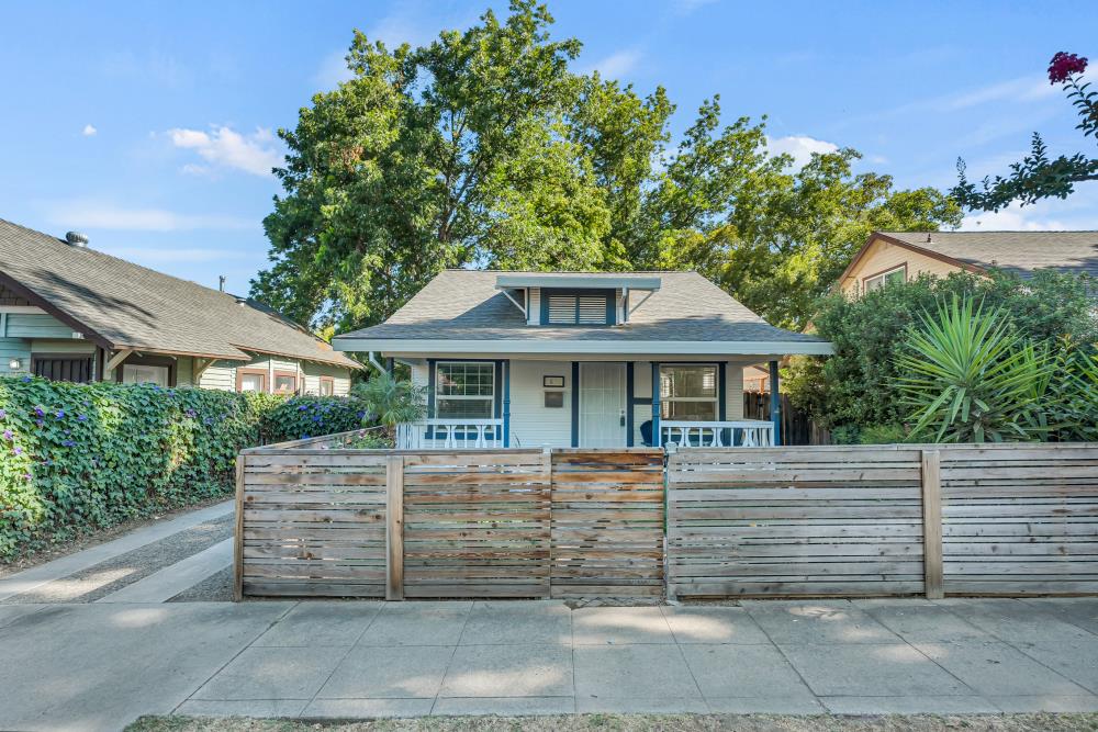 Detail Gallery Image 3 of 38 For 3826 Bigler Way, Sacramento,  CA 95817 - 2 Beds | 1 Baths