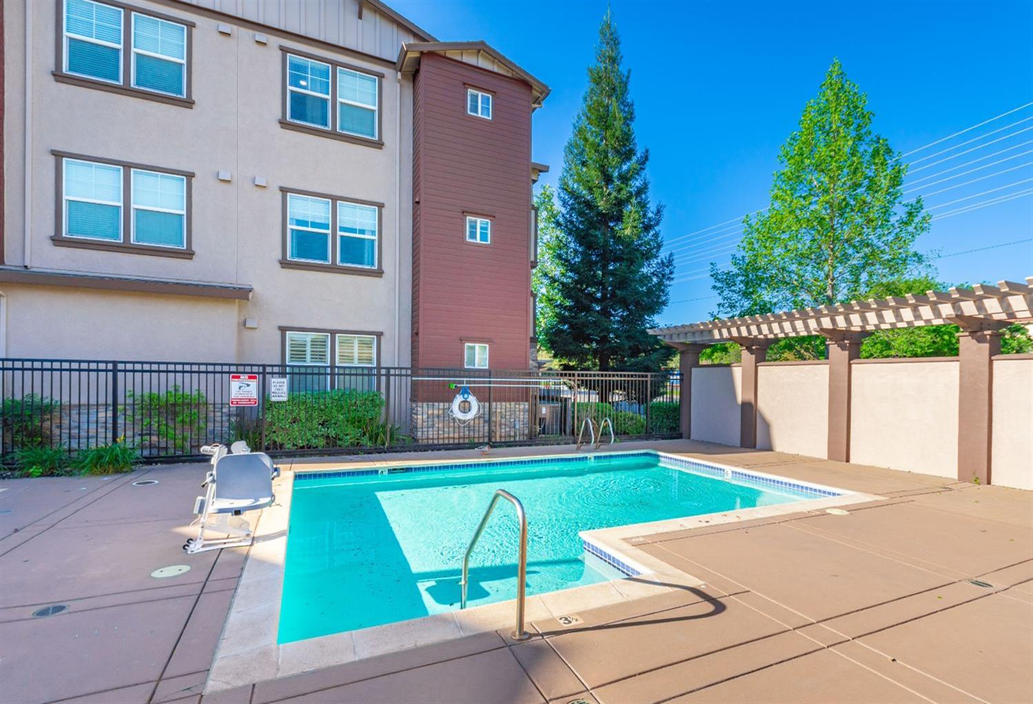 Detail Gallery Image 10 of 30 For 12400 Fair Oaks Blvd #234,  Fair Oaks,  CA 95628 - 2 Beds | 2 Baths
