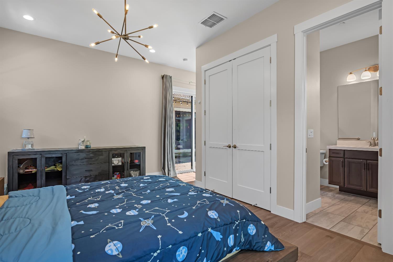 Detail Gallery Image 6 of 74 For 3421 Greenview Dr, El Dorado Hills,  CA 95762 - 5 Beds | 5/1 Baths