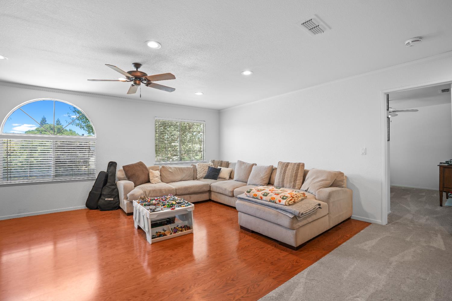 Detail Gallery Image 17 of 33 For 6777 Brook Falls Cir, Stockton,  CA 95219 - 4 Beds | 3 Baths