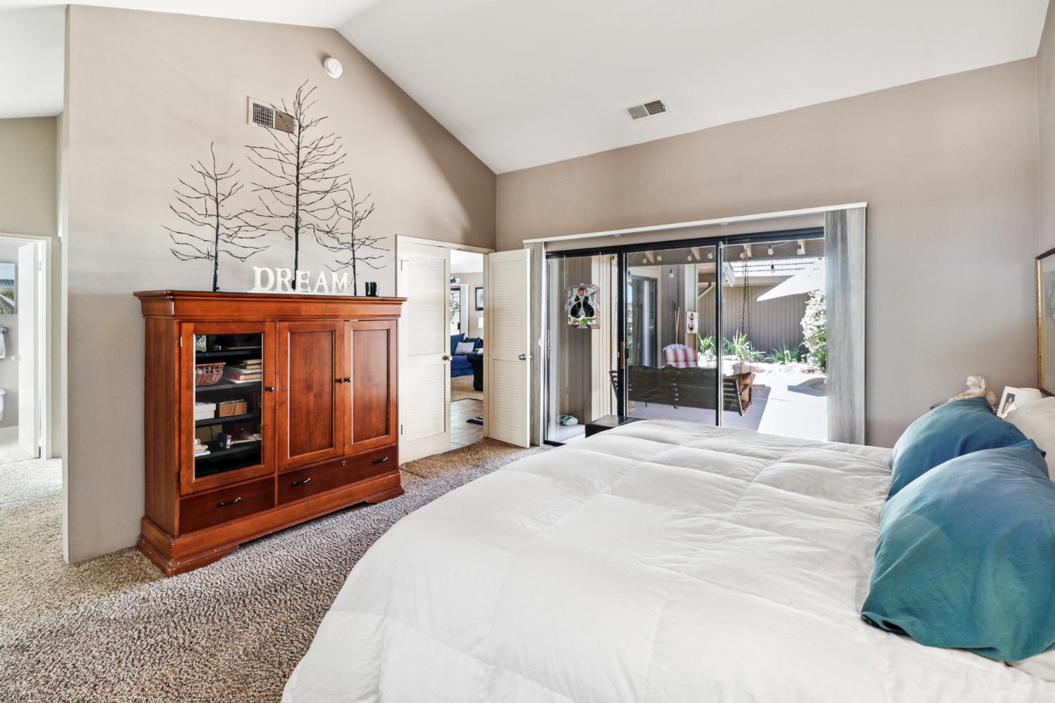 Detail Gallery Image 27 of 99 For 1911 Discovery Village Ln, Gold River,  CA 95670 - 2 Beds | 2 Baths