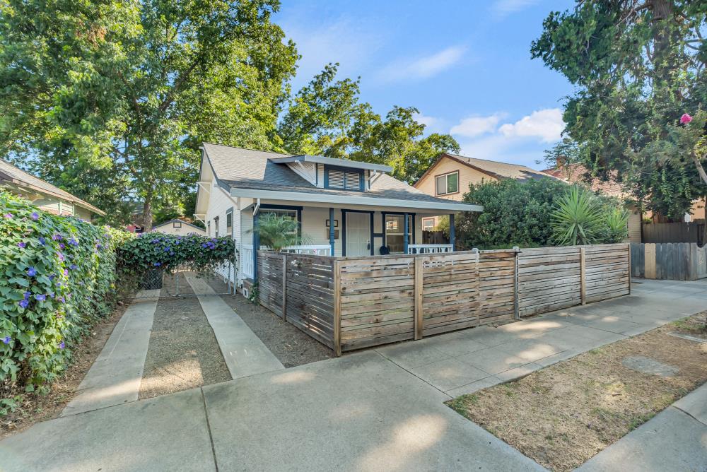 Detail Gallery Image 4 of 38 For 3826 Bigler Way, Sacramento,  CA 95817 - 2 Beds | 1 Baths
