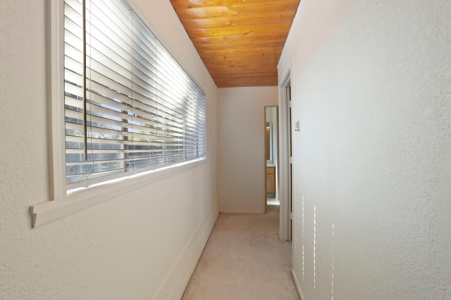 Detail Gallery Image 33 of 60 For 503 E Essex St, Stockton,  CA 95204 - 4 Beds | 2 Baths