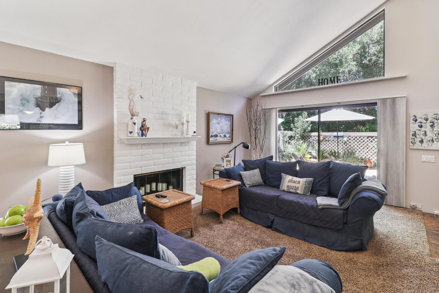 Detail Gallery Image 3 of 99 For 1911 Discovery Village Ln, Gold River,  CA 95670 - 2 Beds | 2 Baths