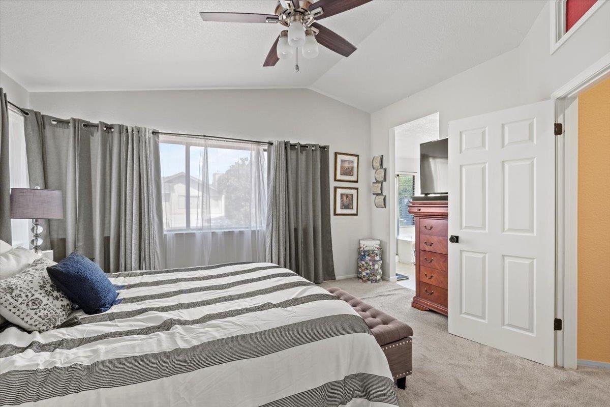 Detail Gallery Image 23 of 41 For 9128 Miners Creek Ct, Elk Grove,  CA 95758 - 4 Beds | 2/1 Baths