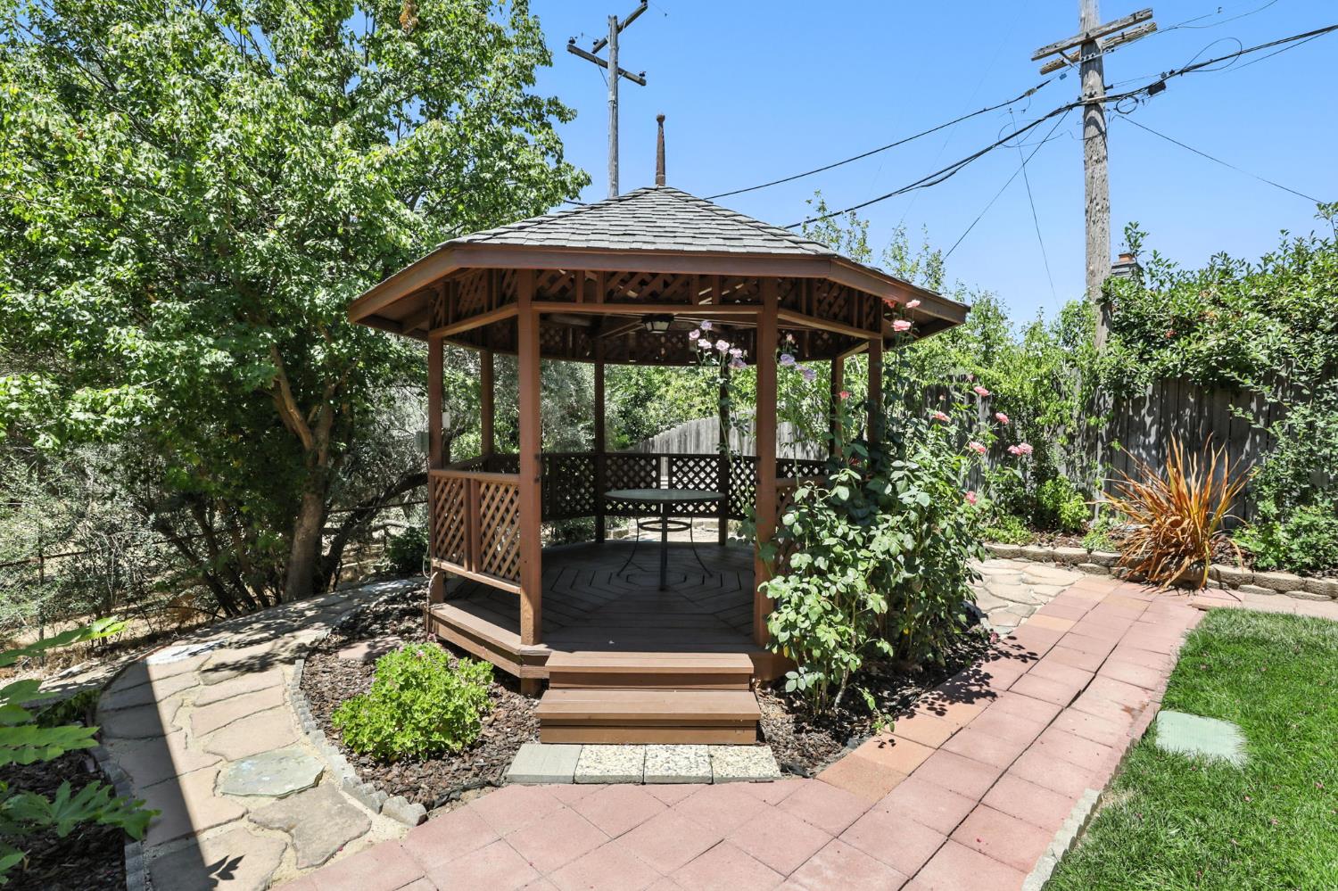 Detail Gallery Image 37 of 37 For 7969 Glenbar Way, Fair Oaks,  CA 95628 - 4 Beds | 2/1 Baths