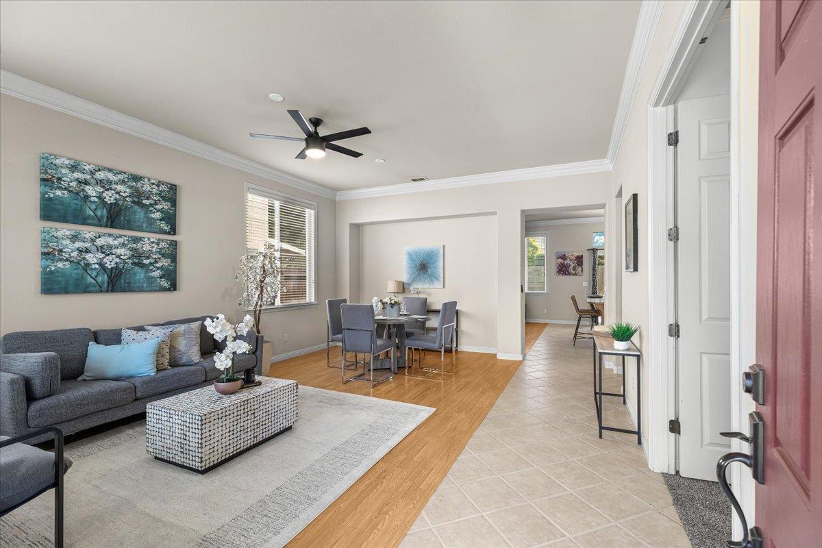 Detail Gallery Image 7 of 55 For 2112 Steinbeck Dr, Modesto,  CA 95356 - 3 Beds | 2 Baths