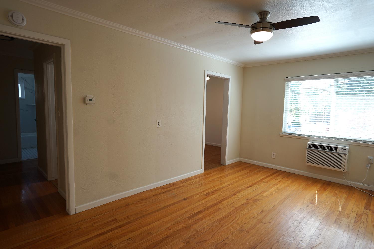 Detail Gallery Image 9 of 19 For 2811 F St, Sacramento,  CA 95816 - – Beds | – Baths