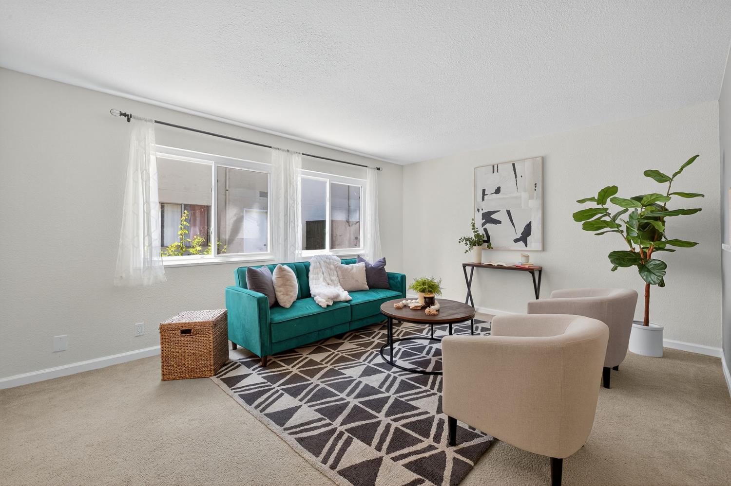 Detail Gallery Image 8 of 49 For 1447 Del Rio Cir #C,  Concord,  CA 94518 - 2 Beds | 1 Baths
