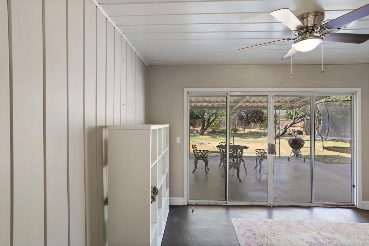 Detail Gallery Image 33 of 43 For 1355 Paloma Ave, Stockton,  CA 95209 - 3 Beds | 1/1 Baths