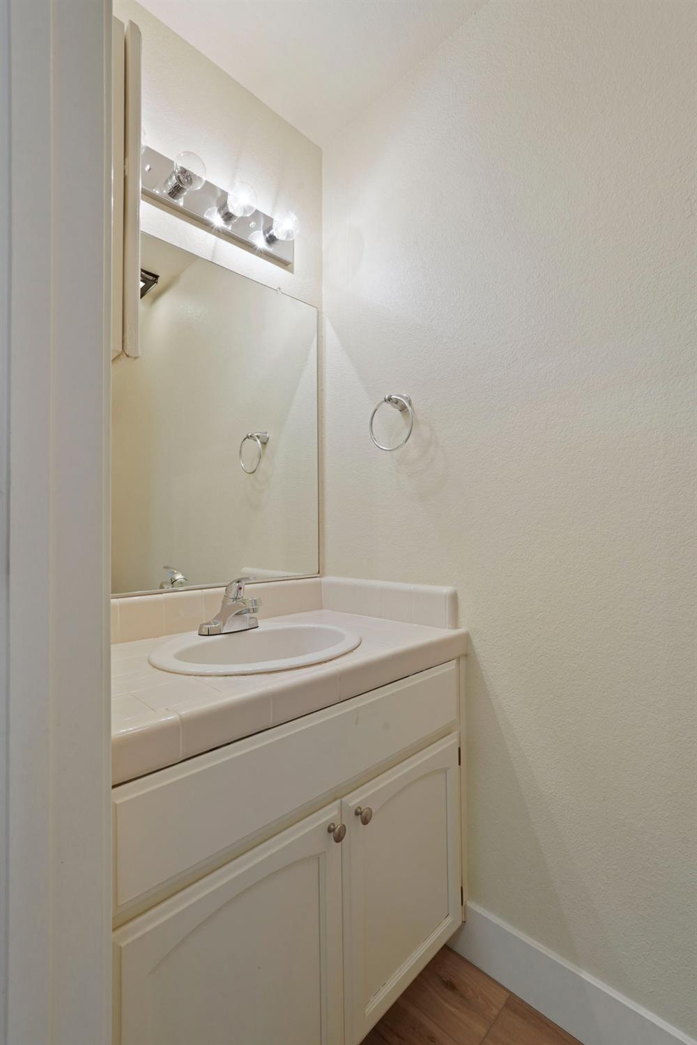 Detail Gallery Image 14 of 24 For 2250 Scarborough Dr #32,  Lodi,  CA 95240 - 1 Beds | 1/1 Baths