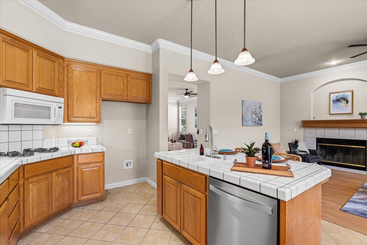 Detail Gallery Image 26 of 55 For 2112 Steinbeck Dr, Modesto,  CA 95356 - 3 Beds | 2 Baths