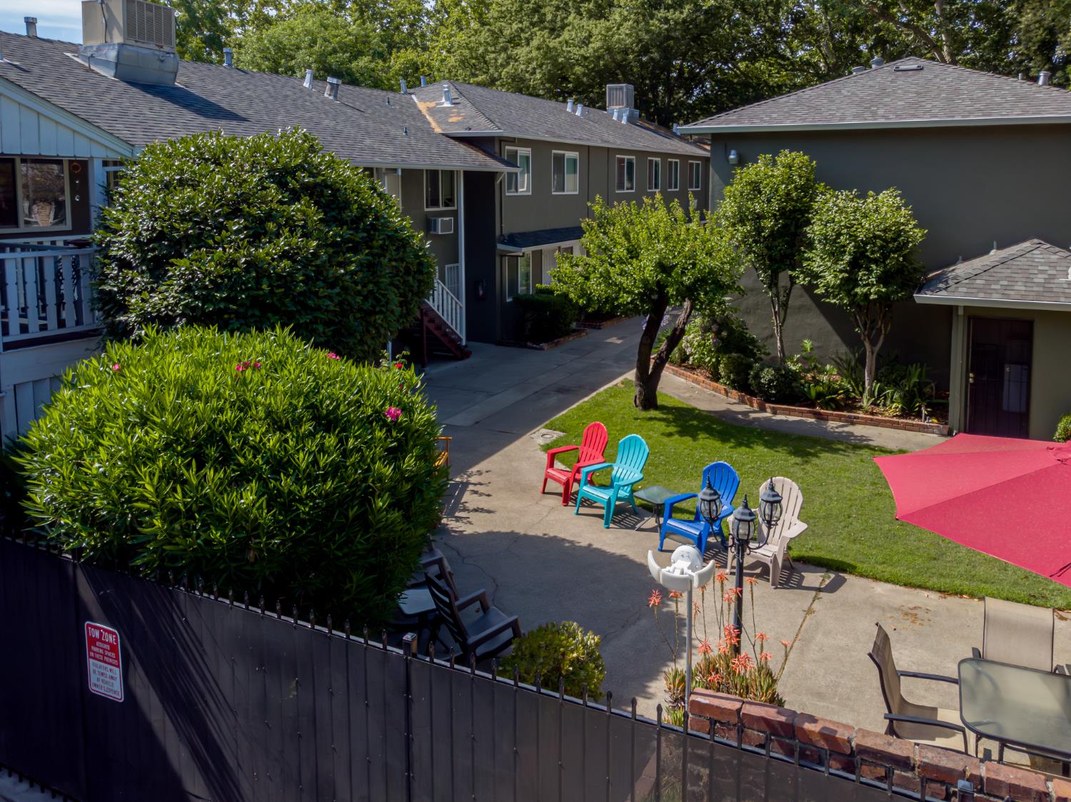 Detail Gallery Image 15 of 19 For 2811 F St, Sacramento,  CA 95816 - – Beds | – Baths