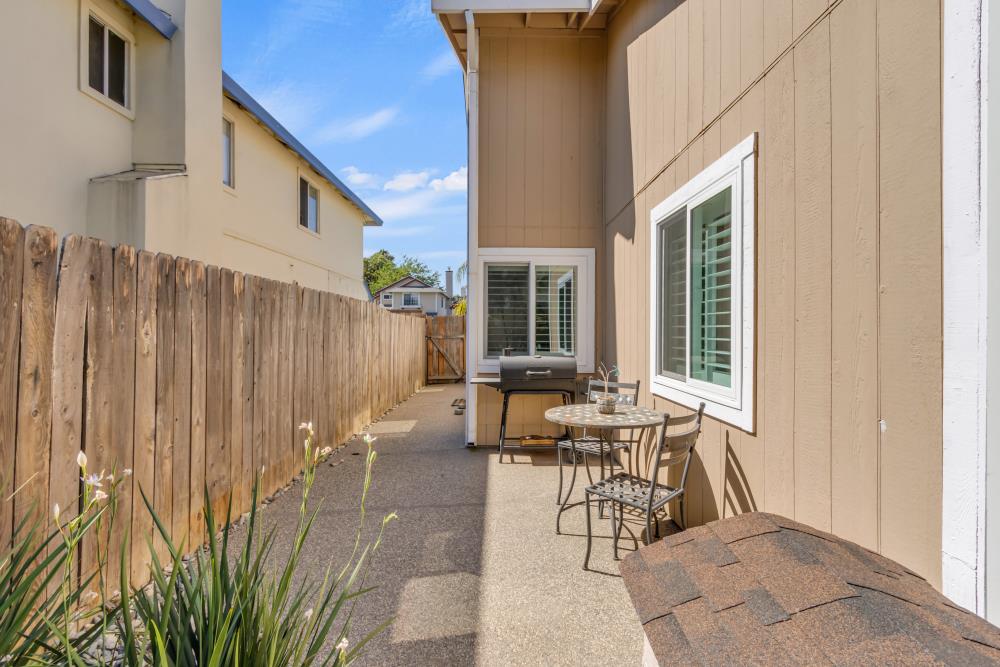 Detail Gallery Image 33 of 40 For 1003 Galleon Way, Sacramento,  CA 95838 - 2 Beds | 2 Baths