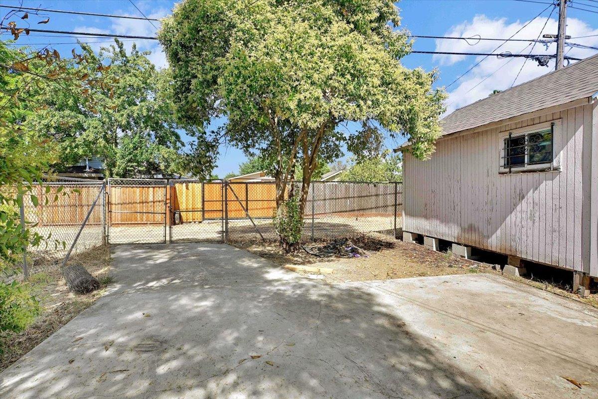 Detail Gallery Image 34 of 38 For 3605 Branch St, Sacramento,  CA 95838 - 3 Beds | 2 Baths