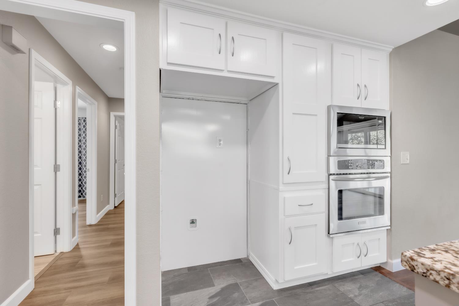 Detail Gallery Image 11 of 53 For 4407 Andrew Alan Ln, Fair Oaks,  CA 95628 - 3 Beds | 2 Baths