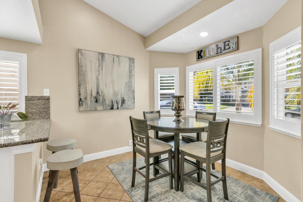 Detail Gallery Image 6 of 40 For 1003 Galleon Way, Sacramento,  CA 95838 - 2 Beds | 2 Baths