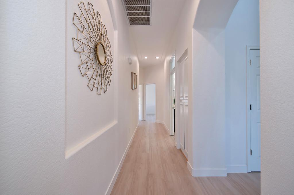 Detail Gallery Image 28 of 62 For 7576 Whistlestop Way, Roseville,  CA 95747 - 3 Beds | 2/1 Baths