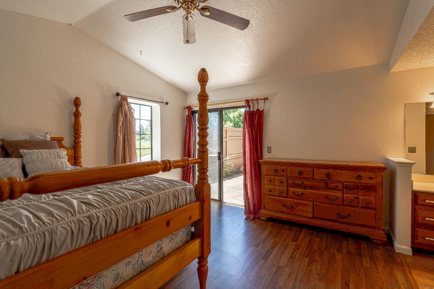 Detail Gallery Image 26 of 47 For 8140 Maderia Port Ln, Fair Oaks,  CA 95628 - 2 Beds | 2 Baths