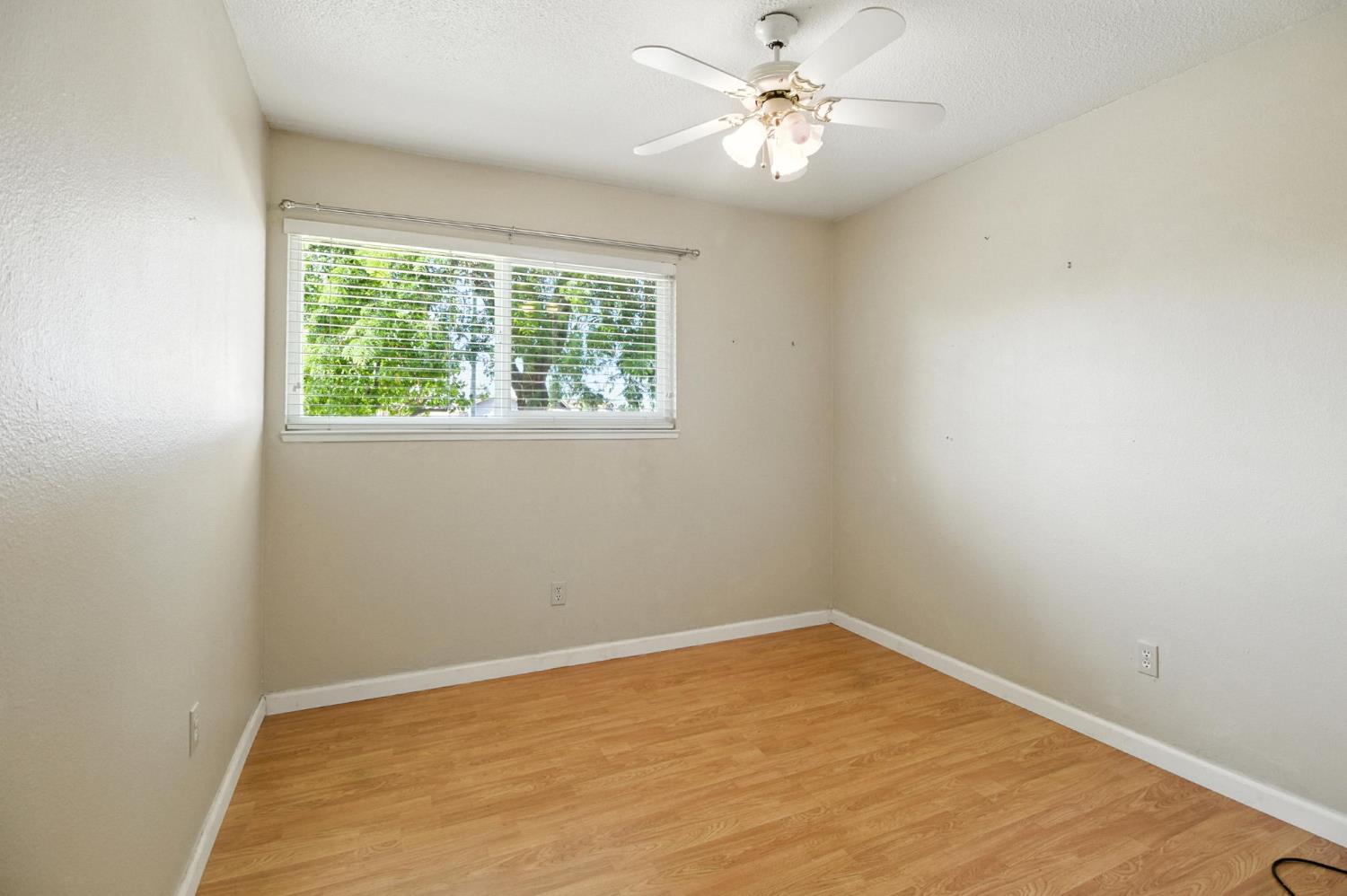 Detail Gallery Image 20 of 31 For 3400 Santos Ct, Turlock,  CA 95382 - 4 Beds | 2 Baths