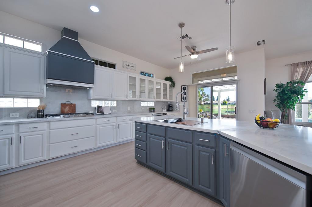 Detail Gallery Image 22 of 62 For 7576 Whistlestop Way, Roseville,  CA 95747 - 3 Beds | 2/1 Baths