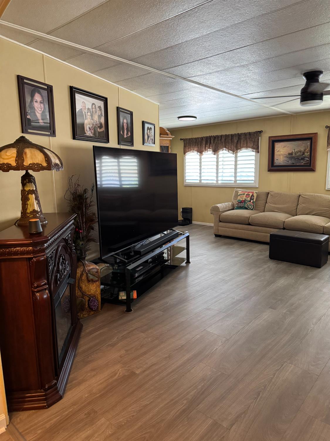 Detail Gallery Image 9 of 35 For 250 E Las Palmas Ave #8,  Patterson,  CA 95363 - 2 Beds | 2 Baths