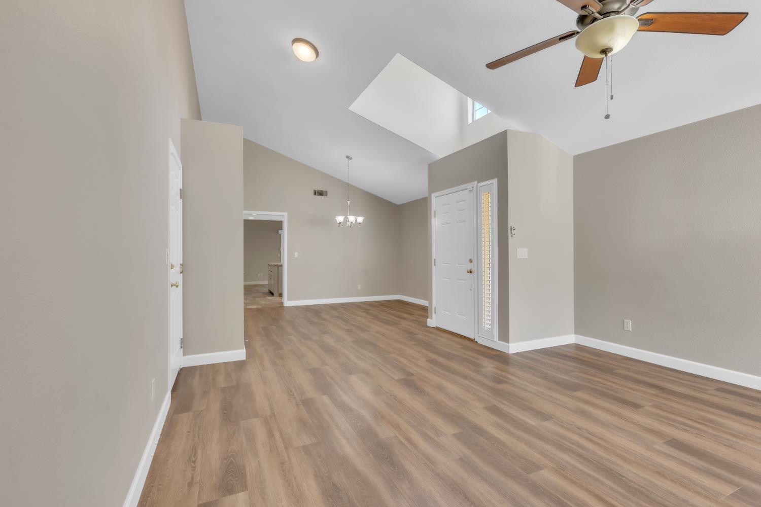 Detail Gallery Image 7 of 53 For 4407 Andrew Alan Ln, Fair Oaks,  CA 95628 - 3 Beds | 2 Baths