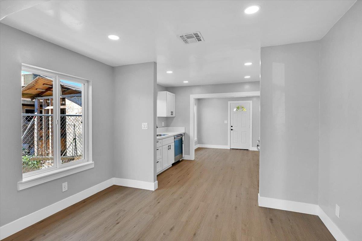 Detail Gallery Image 8 of 38 For 3605 Branch St, Sacramento,  CA 95838 - 3 Beds | 2 Baths