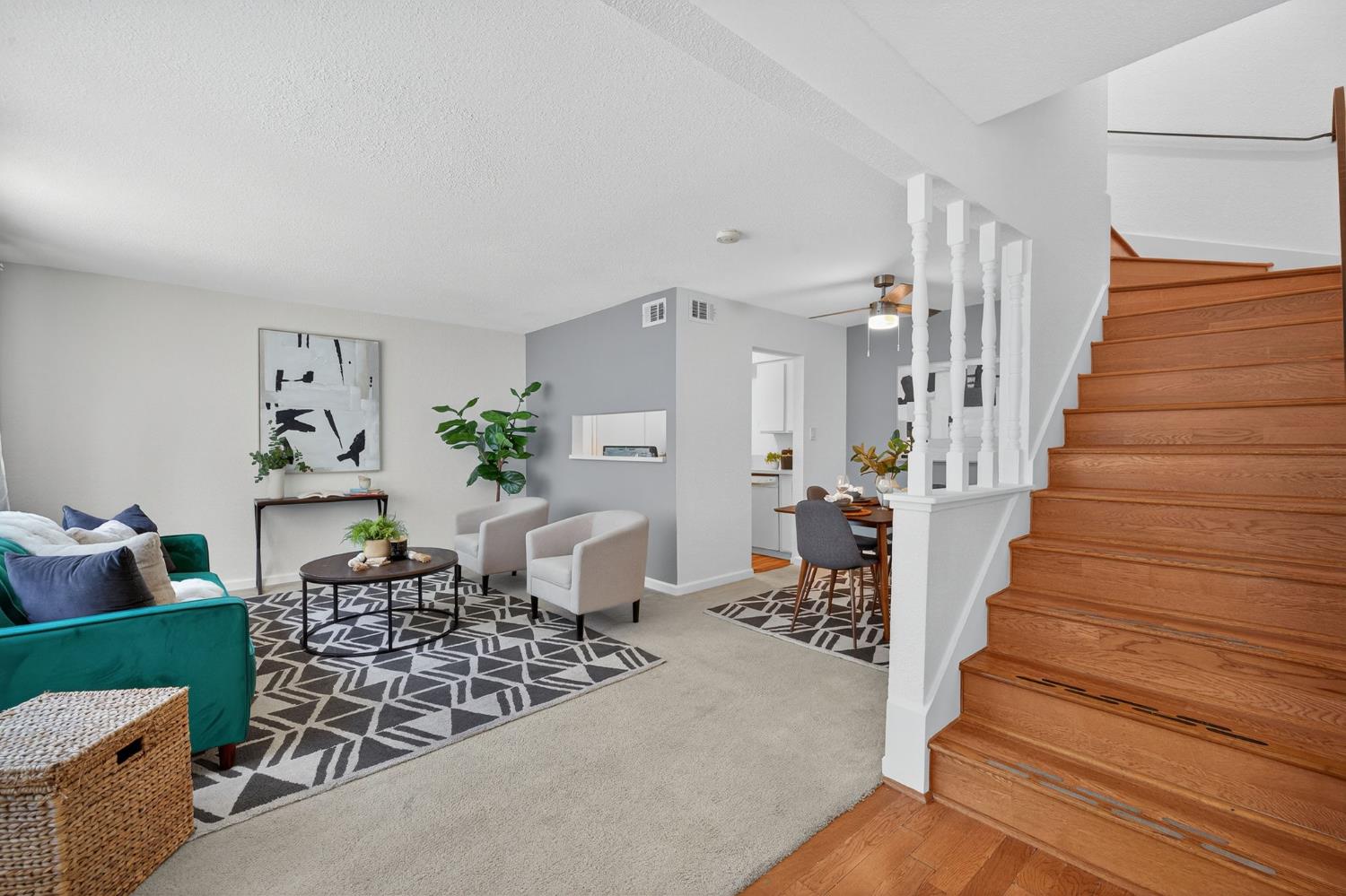 Detail Gallery Image 6 of 49 For 1447 Del Rio Cir #C,  Concord,  CA 94518 - 2 Beds | 1 Baths