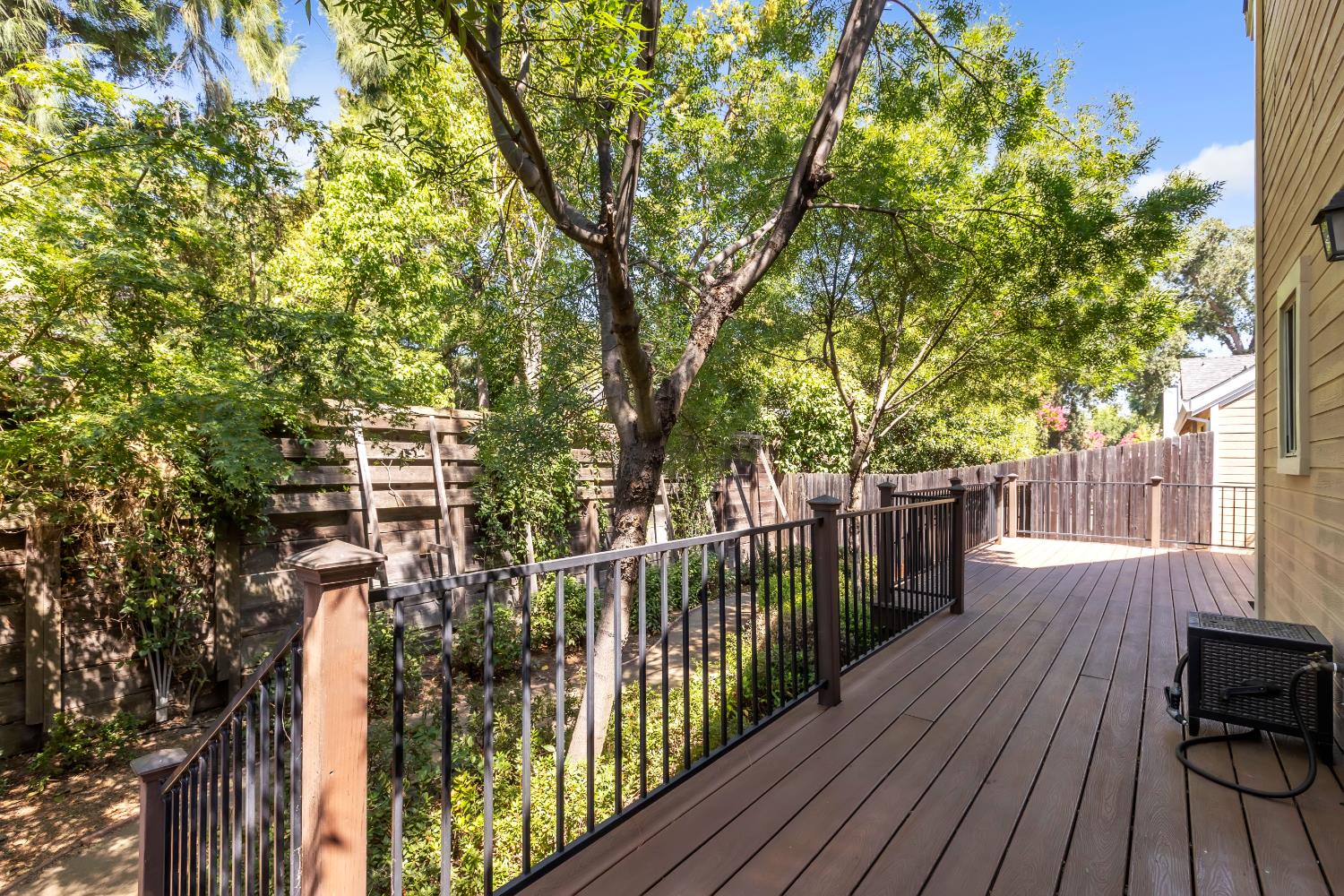 Detail Gallery Image 27 of 53 For 4407 Andrew Alan Ln, Fair Oaks,  CA 95628 - 3 Beds | 2 Baths