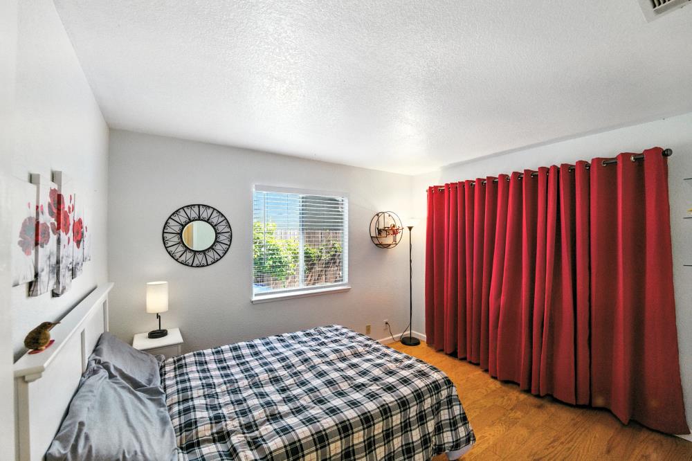 Detail Gallery Image 28 of 74 For 8931 Springhurst Dr, Elk Grove,  CA 95624 - 4 Beds | 3 Baths