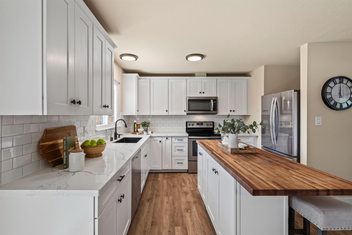 Detail Gallery Image 15 of 29 For 3429 Rosemont Dr, Sacramento,  CA 95826 - 3 Beds | 2 Baths