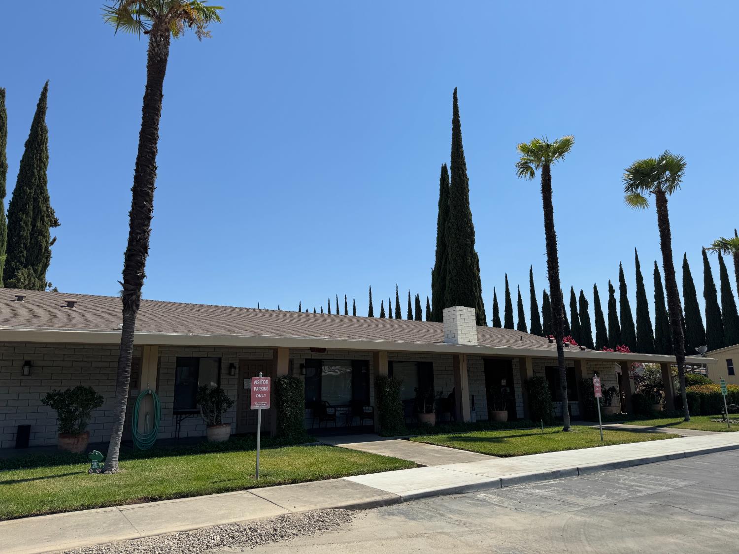 Detail Gallery Image 4 of 35 For 250 E Las Palmas Ave #8,  Patterson,  CA 95363 - 2 Beds | 2 Baths