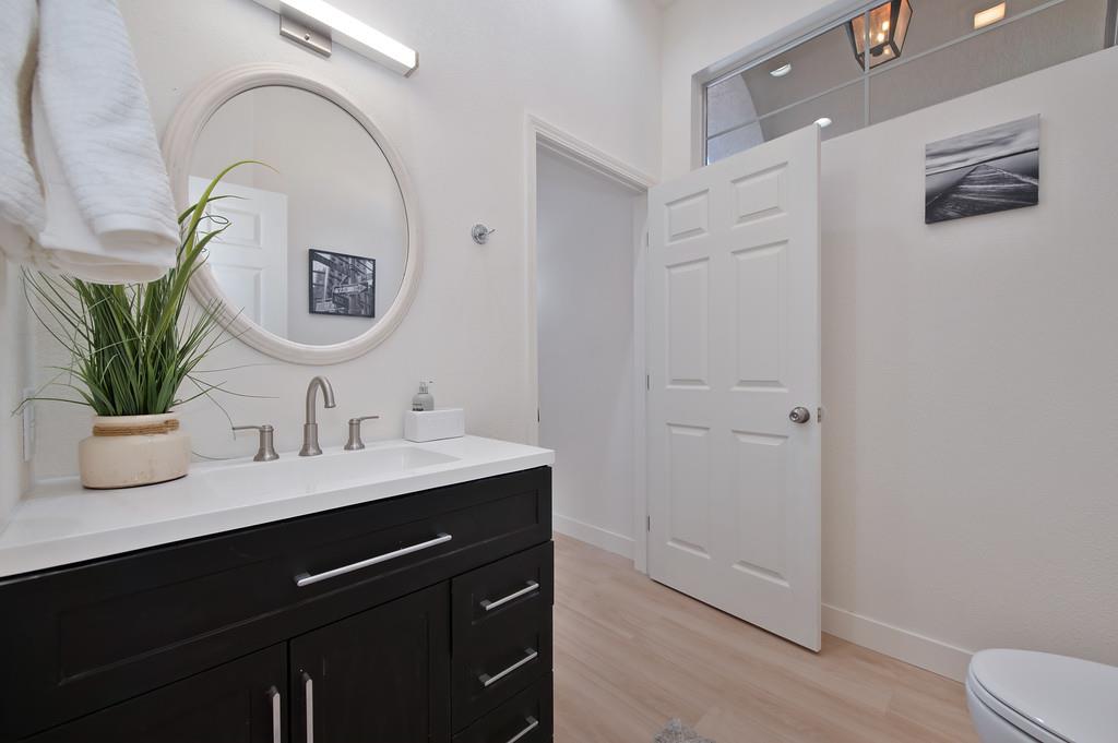 Detail Gallery Image 34 of 62 For 7576 Whistlestop Way, Roseville,  CA 95747 - 3 Beds | 2/1 Baths