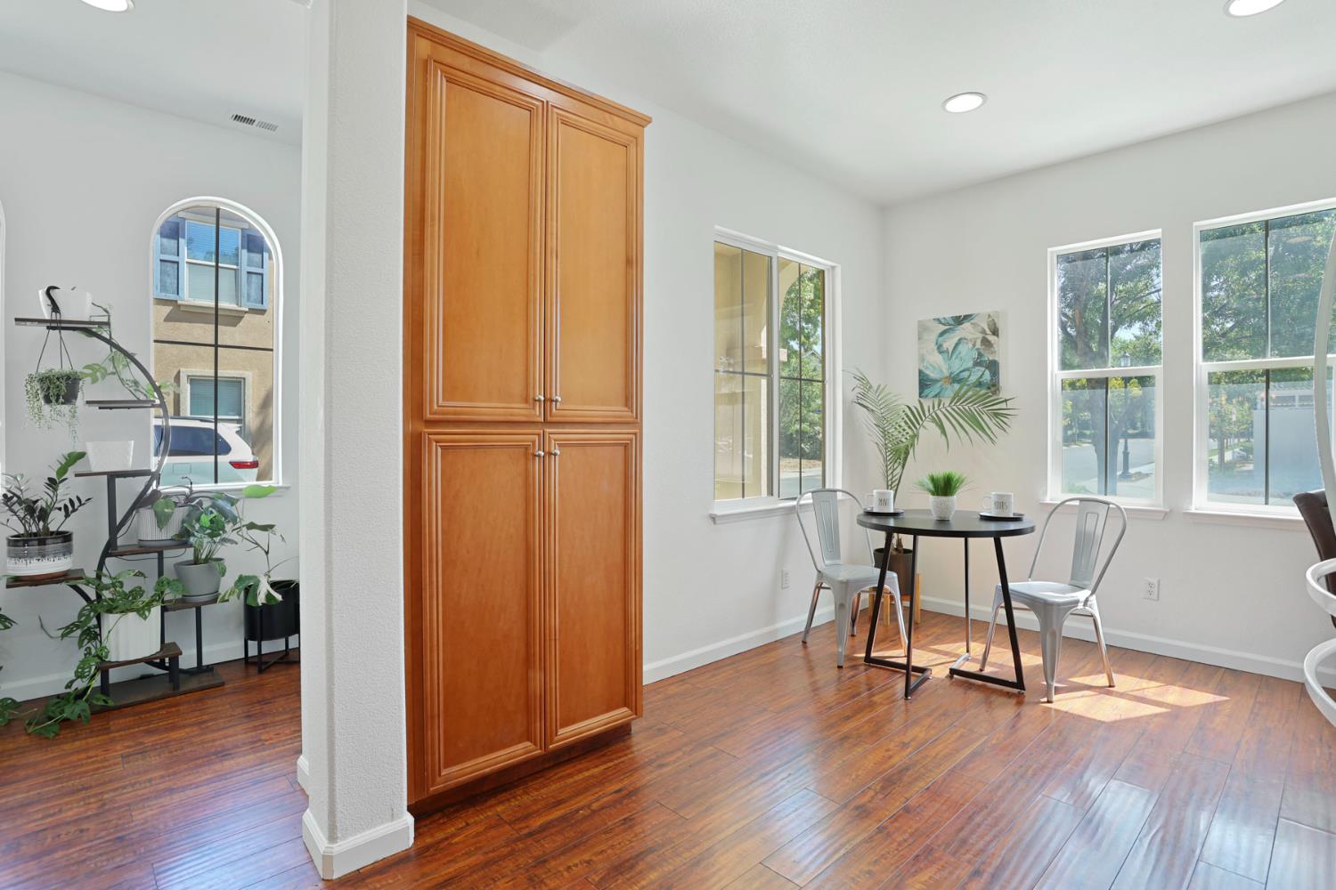 Detail Gallery Image 6 of 45 For 261 W Prosperidad Way, Mountain House,  CA 95391 - 4 Beds | 2/1 Baths