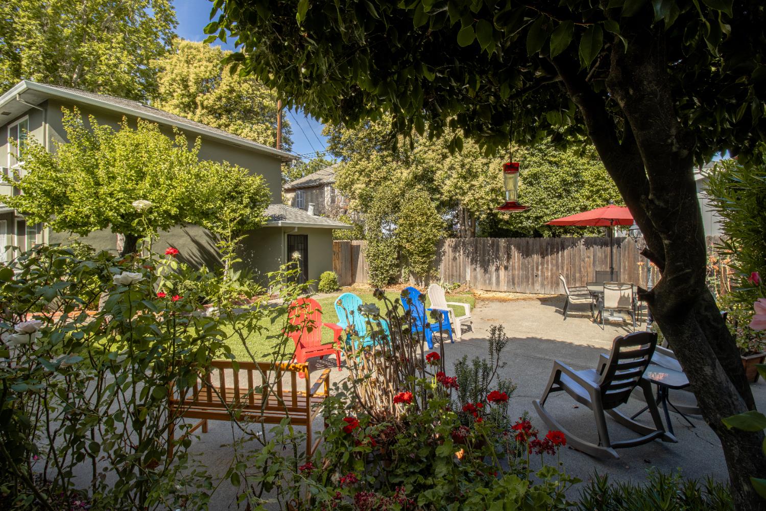 Detail Gallery Image 10 of 19 For 2811 F St, Sacramento,  CA 95816 - – Beds | – Baths