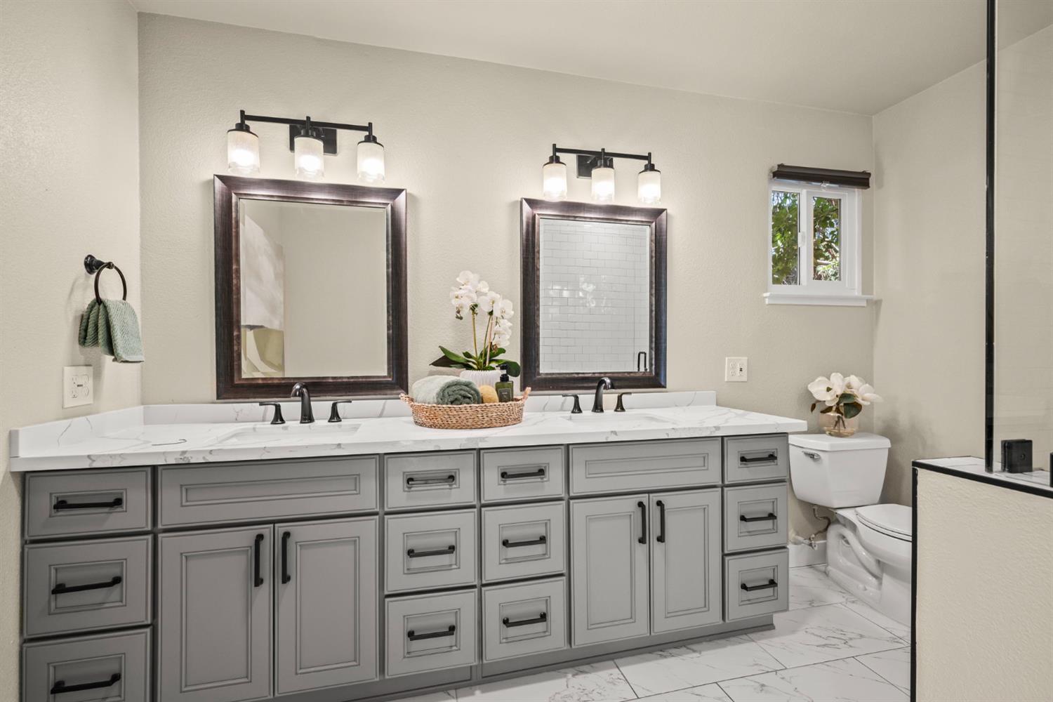 Detail Gallery Image 19 of 29 For 3429 Rosemont Dr, Sacramento,  CA 95826 - 3 Beds | 2 Baths