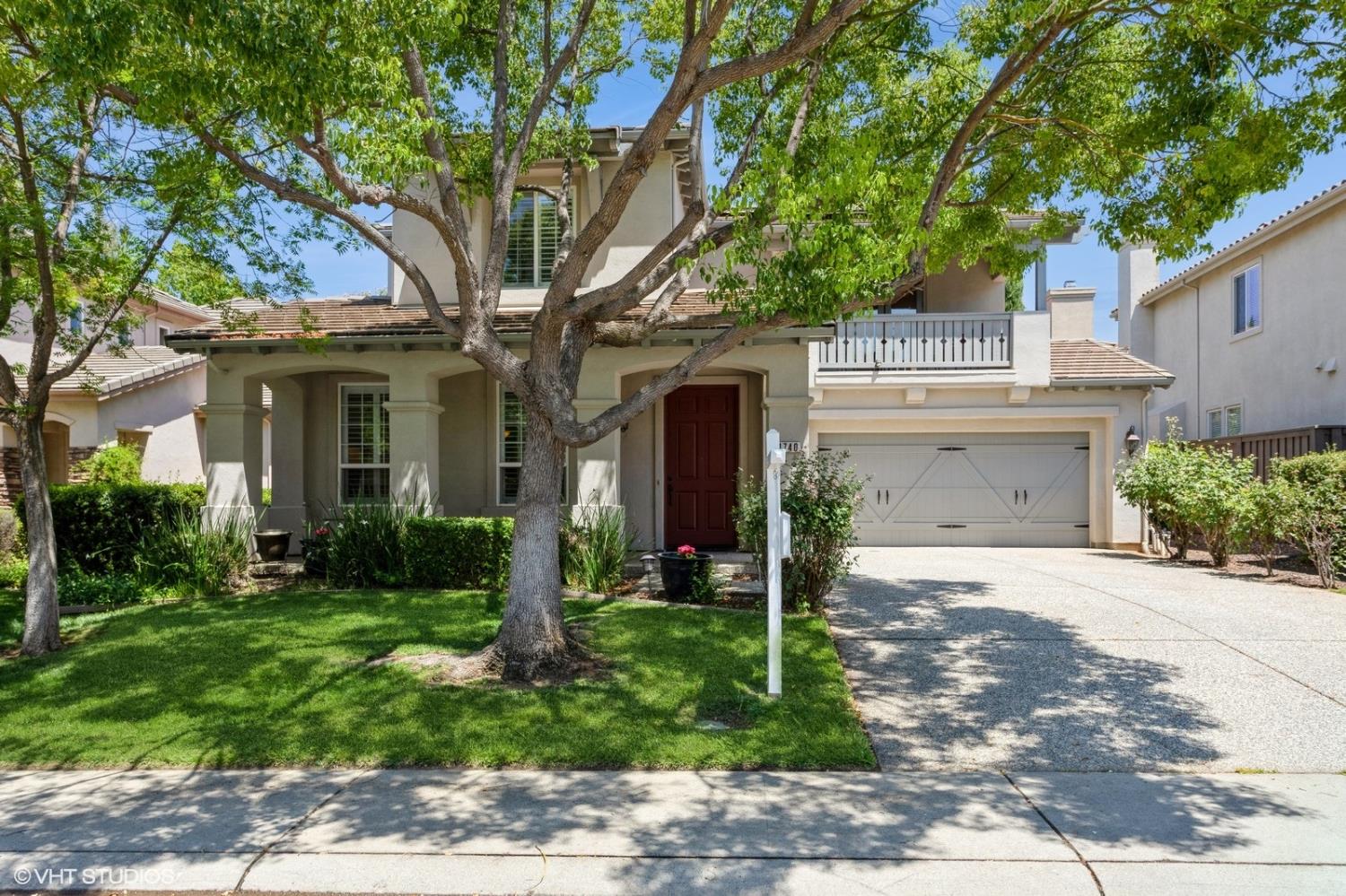 Detail Gallery Image 1 of 54 For 1740 Langholm Way, Folsom,  CA 95630 - 3 Beds | 2/1 Baths