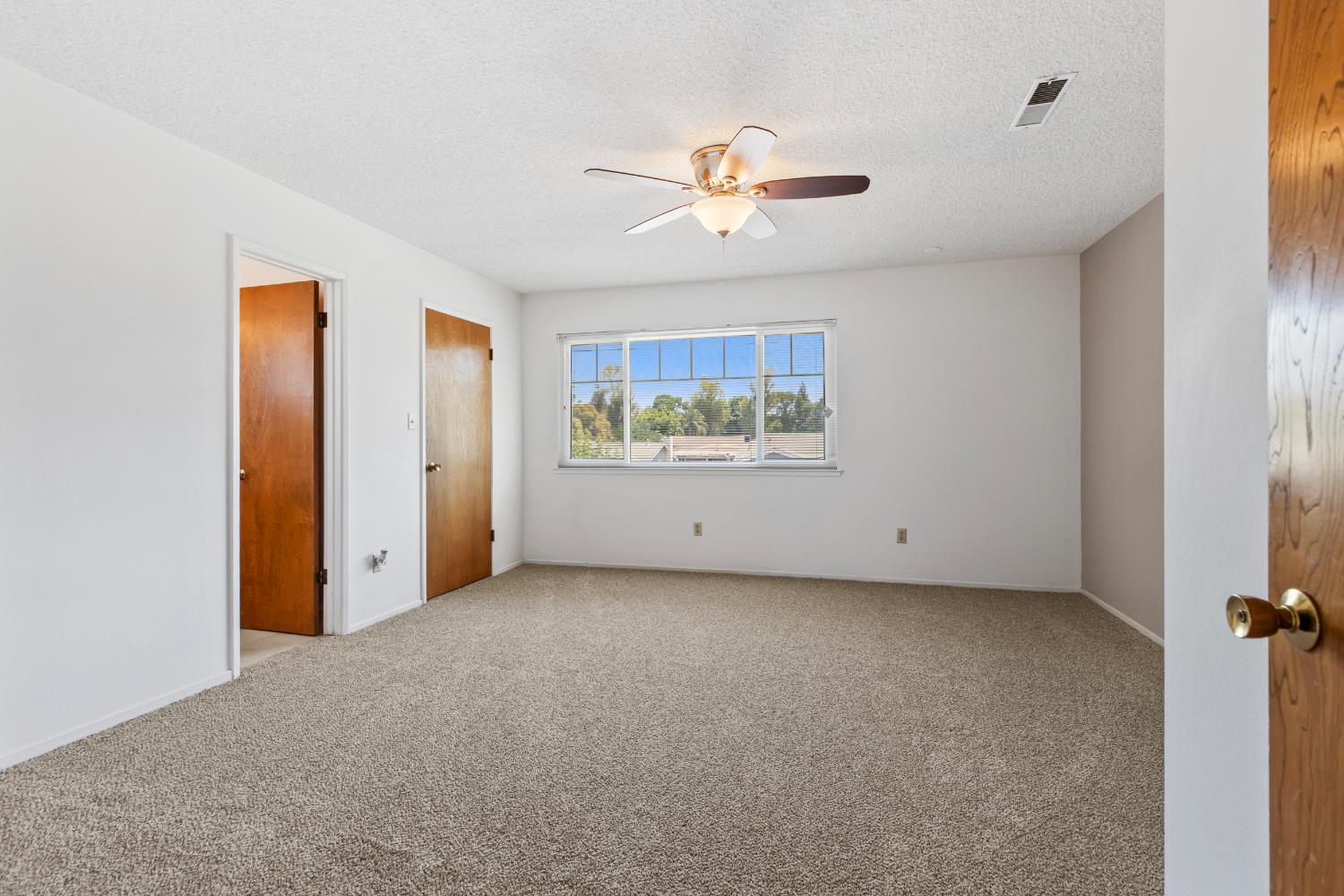 Detail Gallery Image 24 of 39 For 3355 San Fernando Ct, Merced,  CA 95348 - 4 Beds | 2/1 Baths
