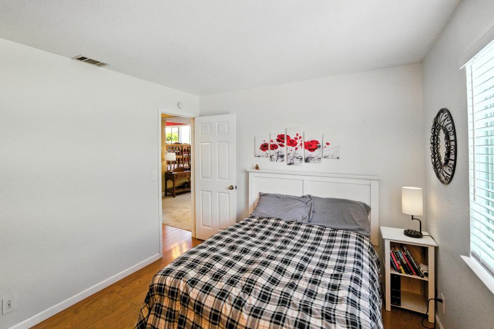 Detail Gallery Image 29 of 74 For 8931 Springhurst Dr, Elk Grove,  CA 95624 - 4 Beds | 3 Baths
