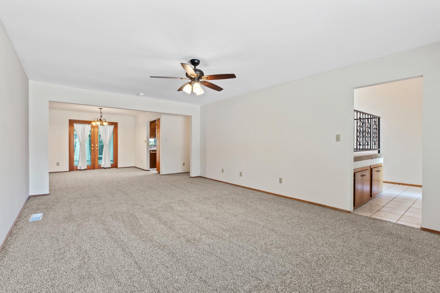 Detail Gallery Image 4 of 39 For 3355 San Fernando Ct, Merced,  CA 95348 - 4 Beds | 2/1 Baths