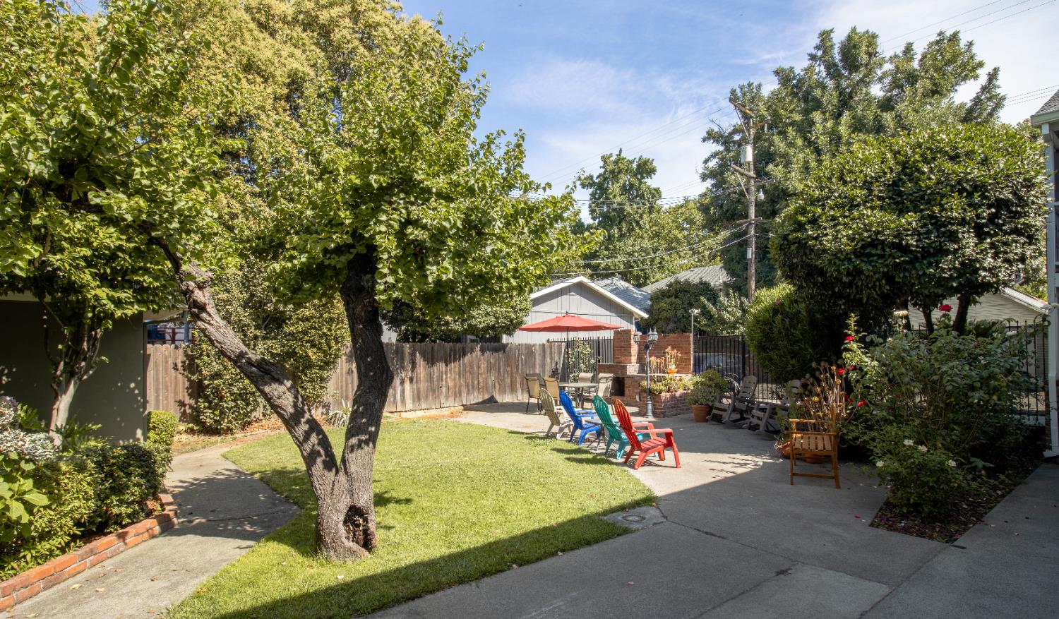 Detail Gallery Image 14 of 19 For 2811 F St, Sacramento,  CA 95816 - – Beds | – Baths