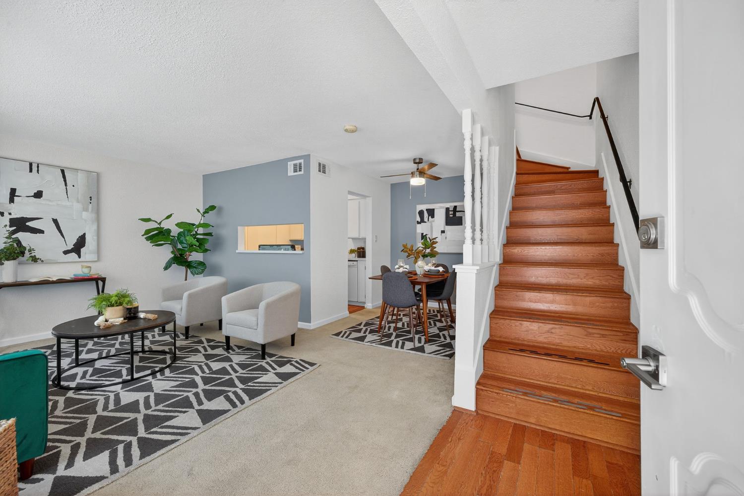 Detail Gallery Image 5 of 49 For 1447 Del Rio Cir #C,  Concord,  CA 94518 - 2 Beds | 1 Baths