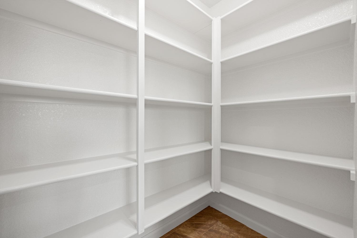 Detail Gallery Image 22 of 51 For 2905 Amir Pl, Modesto,  CA 95355 - 5 Beds | 2/1 Baths