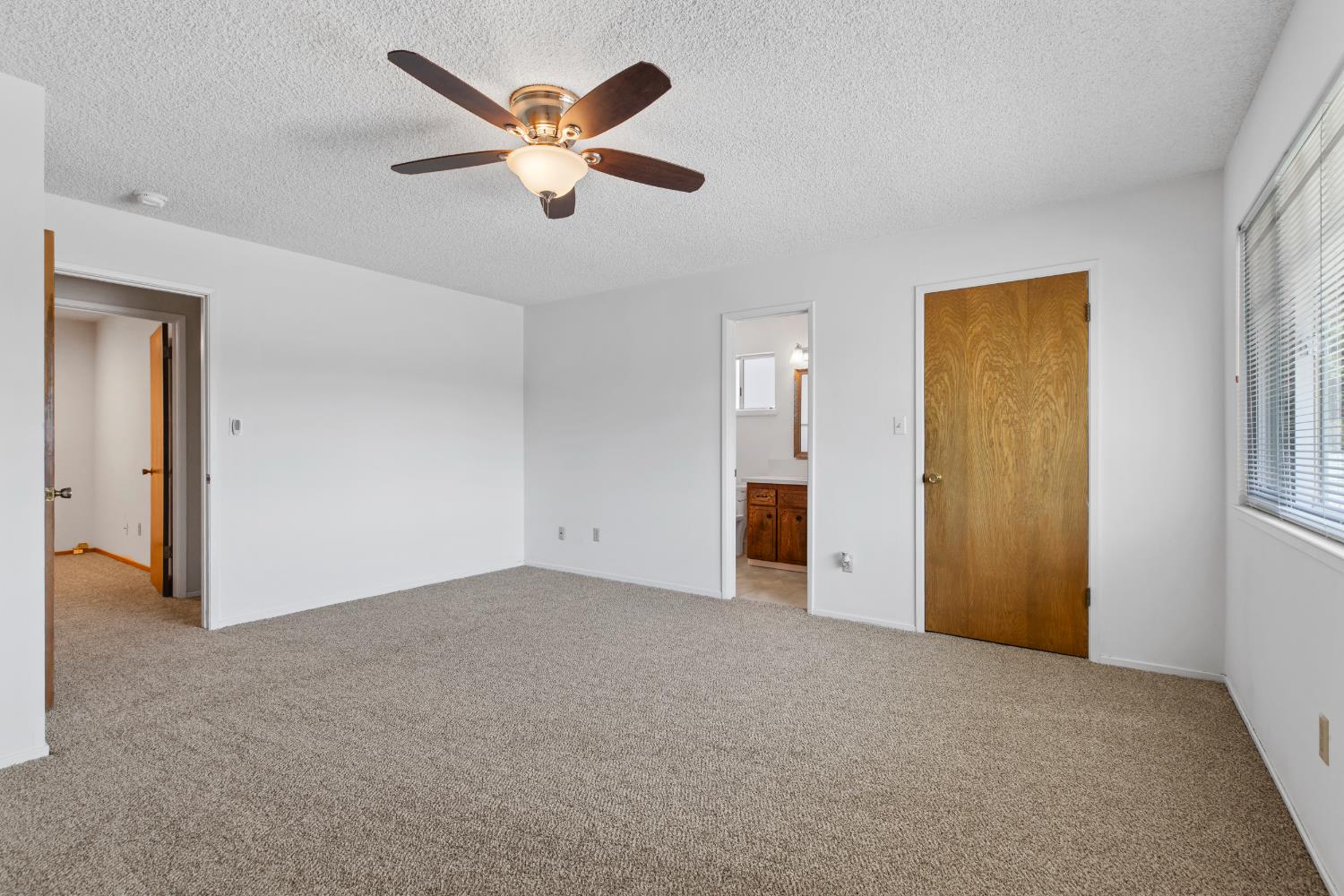 Detail Gallery Image 25 of 39 For 3355 San Fernando Ct, Merced,  CA 95348 - 4 Beds | 2/1 Baths